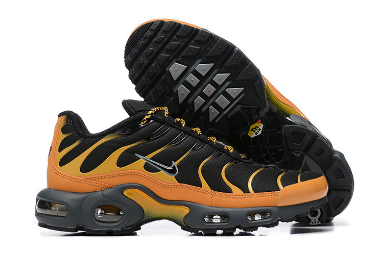 Nike TN FB9722-700