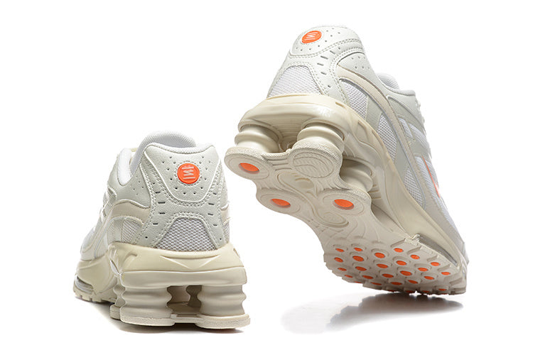Nike Shox 2302-8