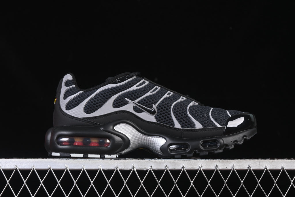 Nike TN HQ3029-001