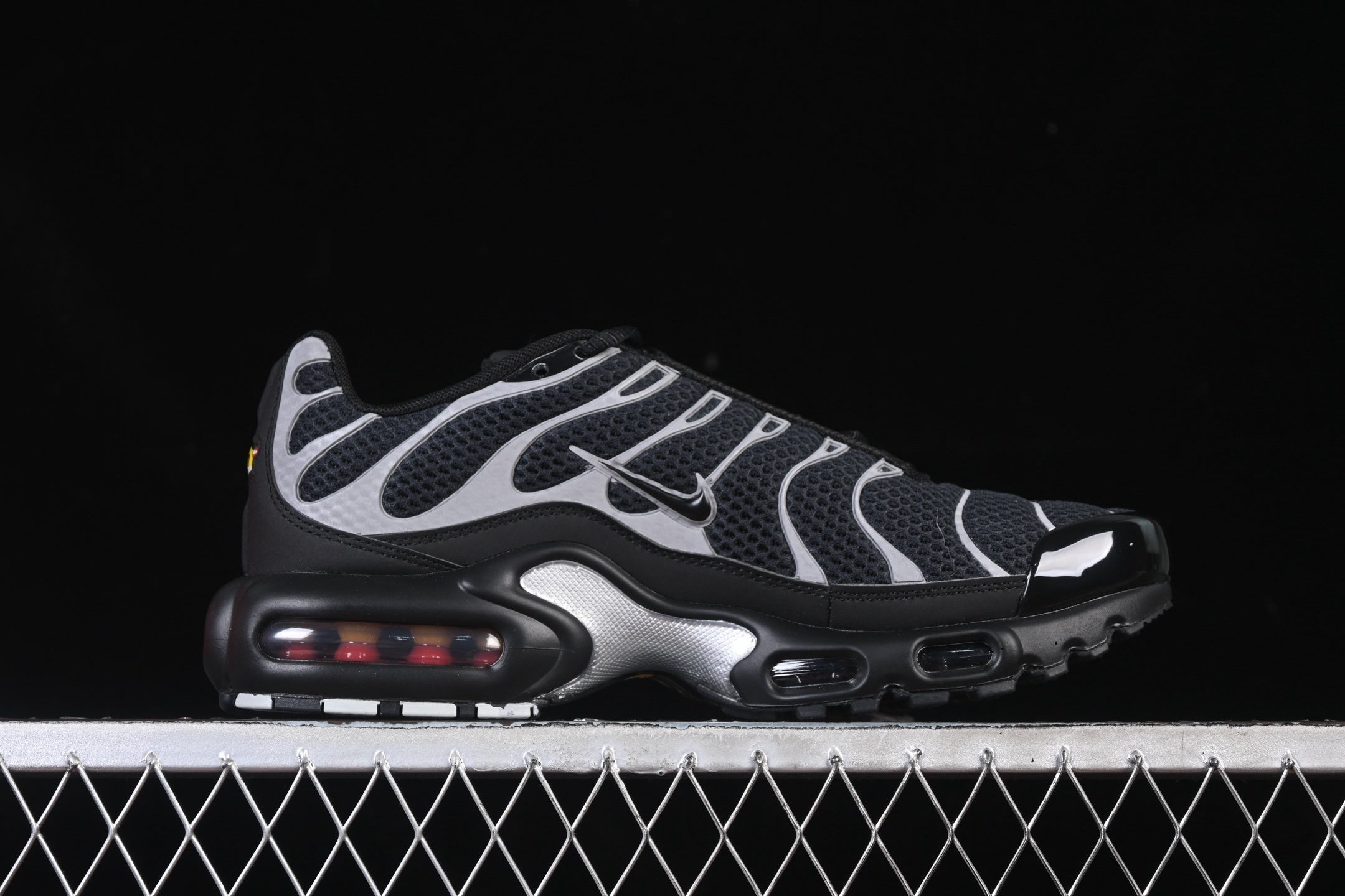 Nike TN HQ3029-001
